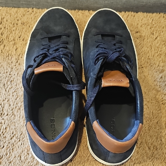 Vince Parker-B, Coastal MU Sneakers - Picture 3 of 8